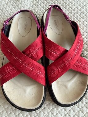 Off-White Red Crisscross Slingback Women’s Sandals with Pink Accent